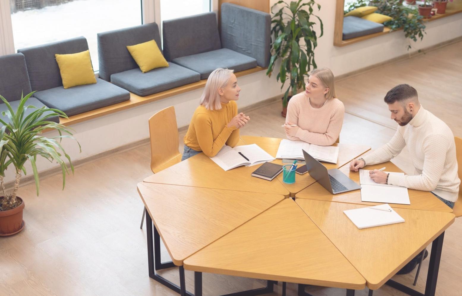 Процесс обучения финансовому анализу