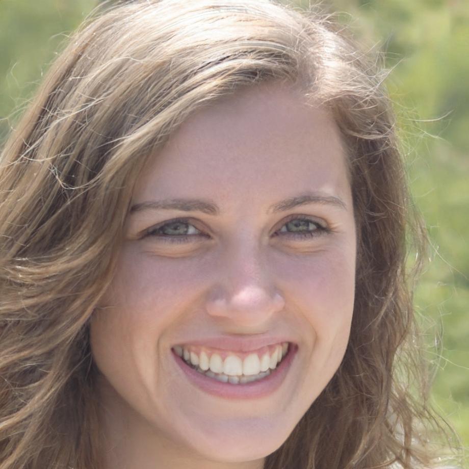 Фото старшего консультанта по управлению рисками